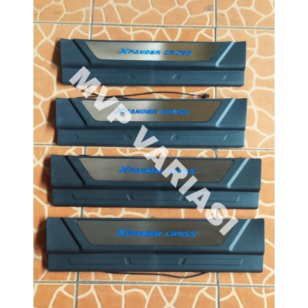 SIDE SCUFF PLATE LAMPU SILLPLATE SAMPING XPANDER CROSS
