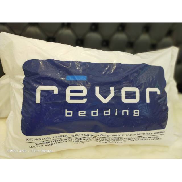 Bantal Revor