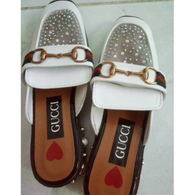 Sendal GUCCI