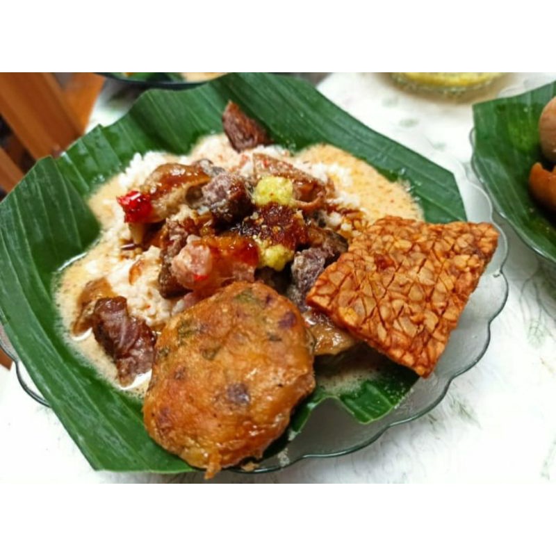 

Nasi Gandul / Sego Gandul Khas Pati