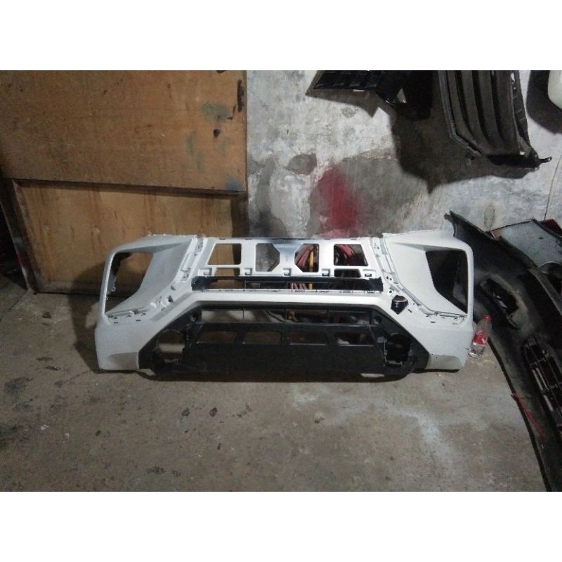 Bumper depan mitsubishi xpander