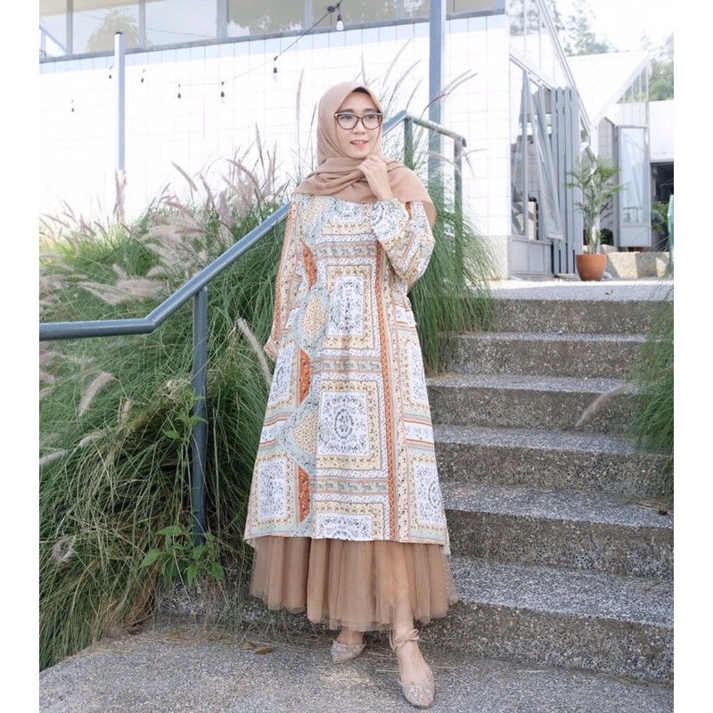 raana tunic by sadiya official