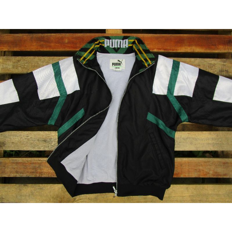 Jaket Winbreaker Vintage Casual Sport Outdoor Brand Original THRIFT PUMA Size S