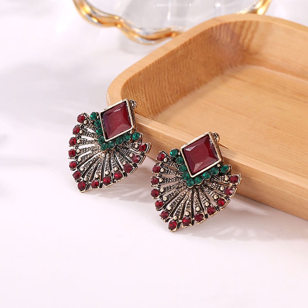 Anting Stud Berlian Imitasi Bentuk Kipas Gaya Vintage Etnik Bohemian Untuk Wanita