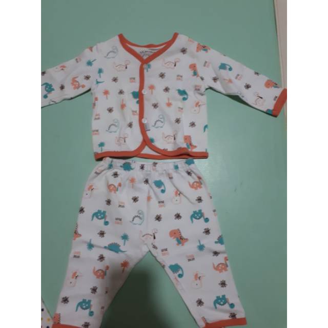 Ichigo setelan piyama panjang newborn preloved