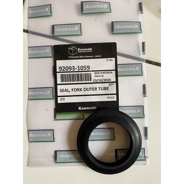Seal Sil Tutup Abu Debu Kawasaki Dtracker 150 KLX BF/New