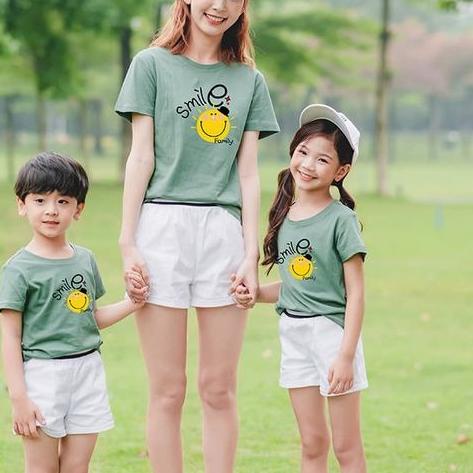 MYSTIQUE.ID-BAJU KAOS FAMILY SMILE T-SHIRT LUCU DAN AESTHETIC
