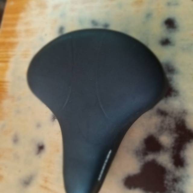 Sadel sepeda/ Jok sepeda mini / Sadel China sepeda