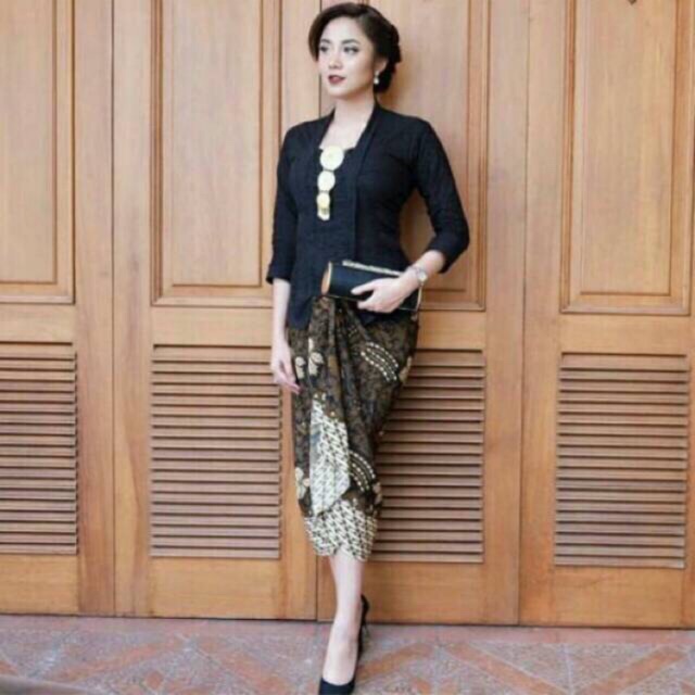 Set kebaya jadi kutubaru