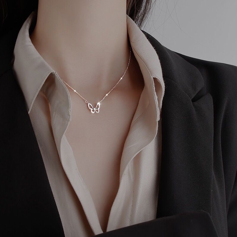 COD❤️ Kalung Rantai Wanita Desain Kupu-Kupu Fashion Korea Hollow Hias Berlian-A.one