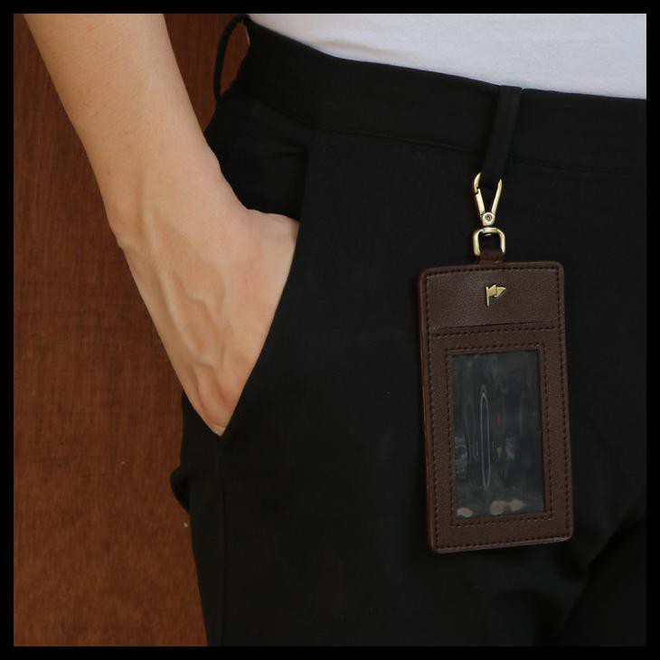 

NAME TAG-LANYARD 201 BROWN