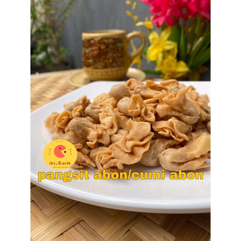 

pangsit abon/cumi abon 250 gram