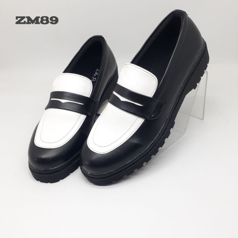 Sepatu Slip-on loafers cewe//Sepatu slipon loafers wanita