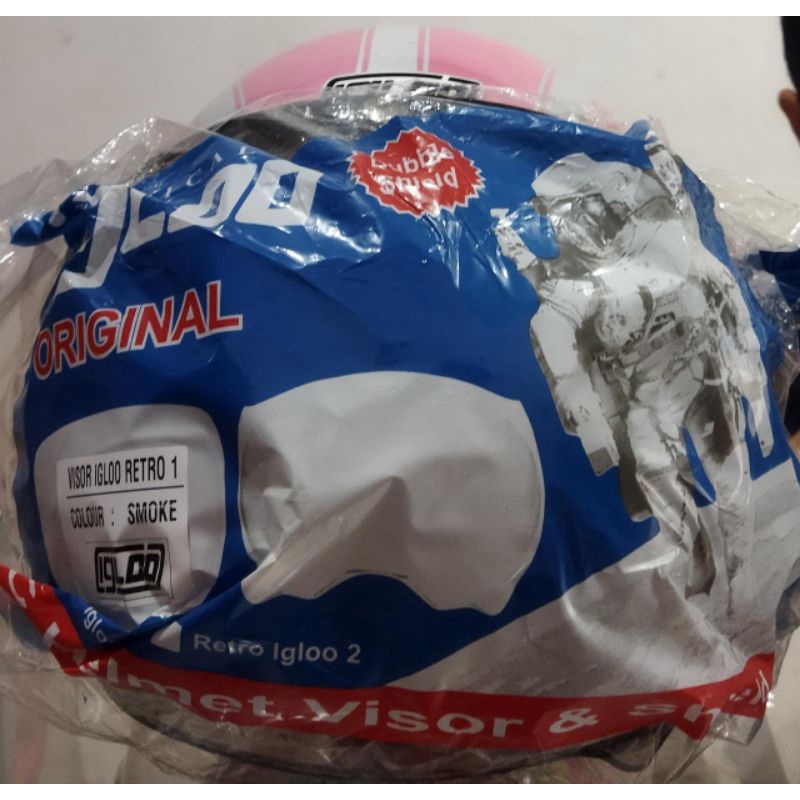 Helm Igloo Motif Pink