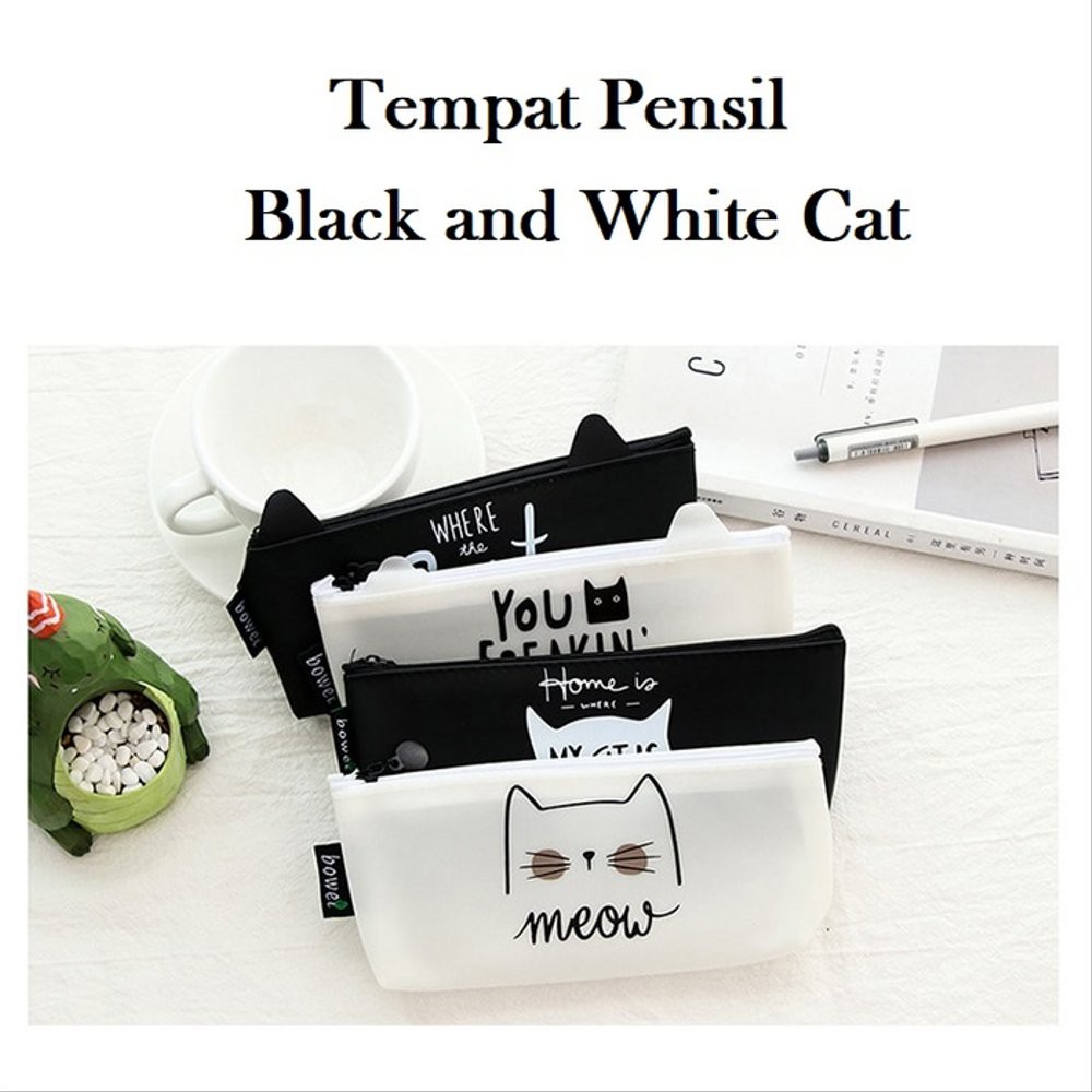 

TP0027 Tempat Pensil Black and White Cat Tempat Kosmetik