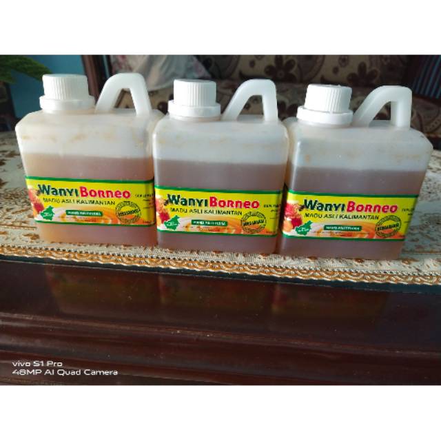 

Madu asli kalimantan "WANYI BORNEO" tanpa campuran