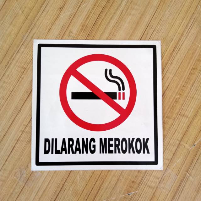

Stiker K3 rambu safety. Dilarang merokok. UK 15x15cm