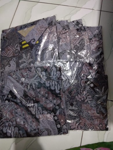 Batik Couple Ayah Dan Anak Lapis Furing Bahan Katun Halus Primisima 40s Warna Ungu
