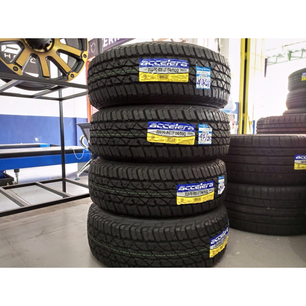 BAN MOBIL RING 15 ACCELERA OMIKRON AT 235 70 R15