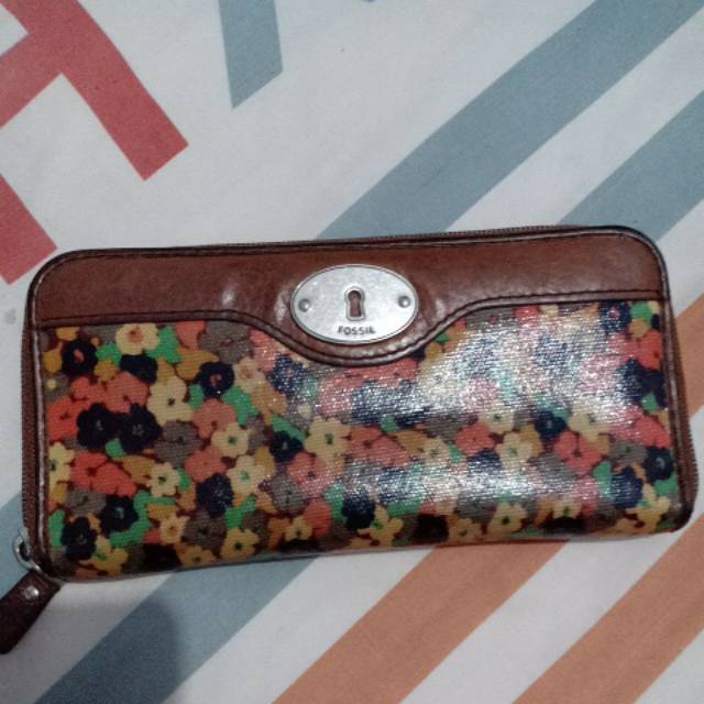 Sold dompet fossil preloved