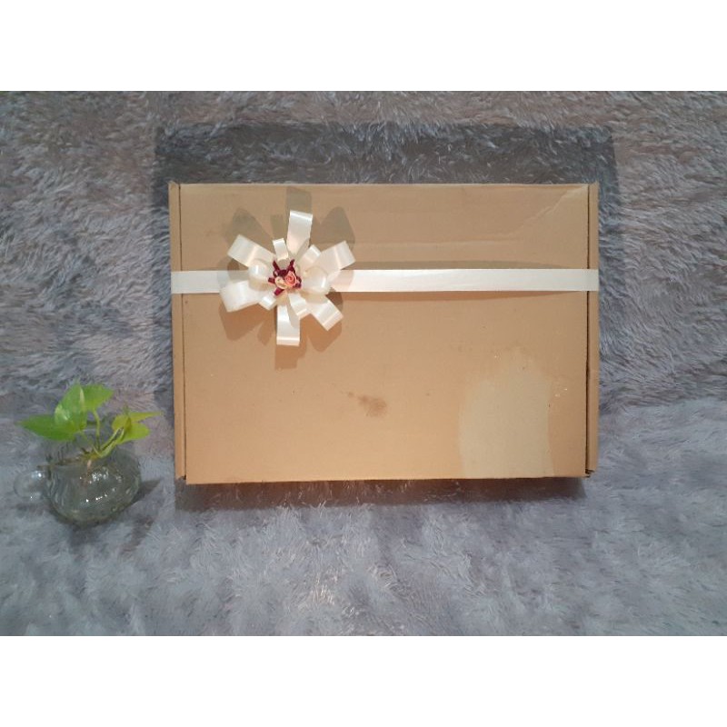 

HAMPERS / MIE / GIFT BOX MURAH / GIFT