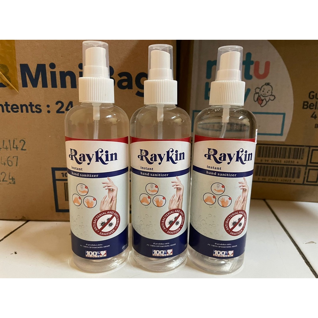 HAND SANITIZER 250 ML SPRAY CAIR  MERK RAYKIN TIDAK BUAT TANGAN KERING