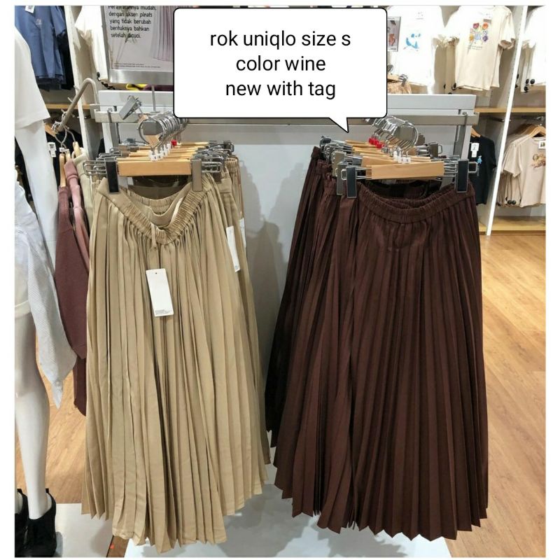 rok plisket uniqlo original with tag