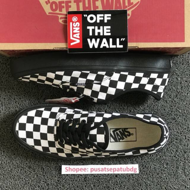 VANS AUTHENTIC CHECKERBOARD BLACK WHITE WAFFLE DT