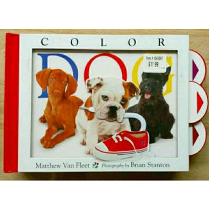 Matthew van Fleet - Color Dog (Novelty board book with textures, touch & feel) (minor)