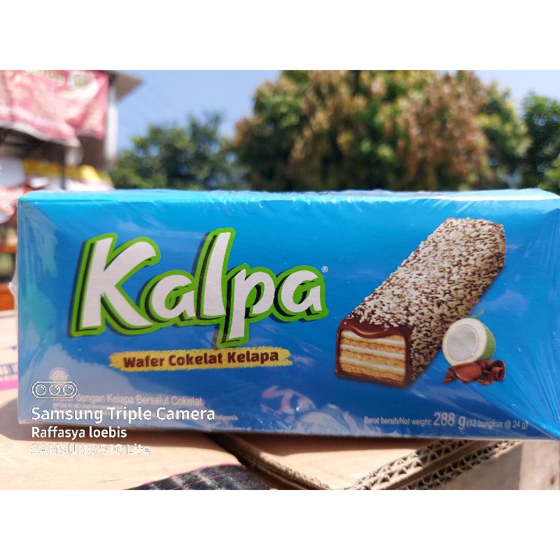 

kalpa wafer coklat kelapa 12x24g