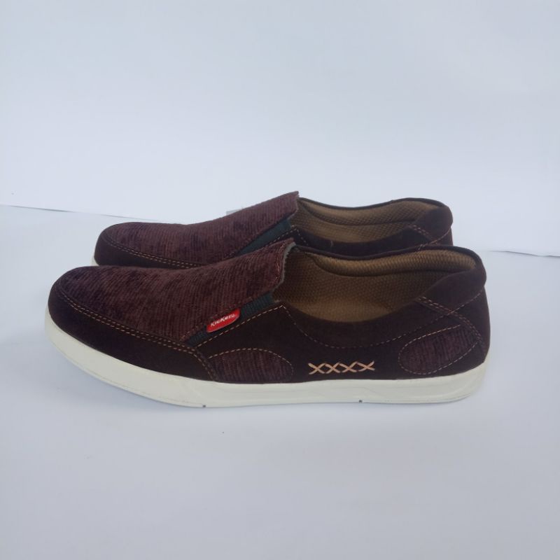 Sepatu Pria Slip On Casual/Sneakers Pria Formall