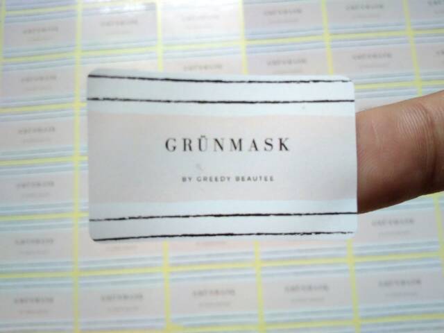 Cetak stiker label ukuran 2.5*4cm makanan / Skincare produk