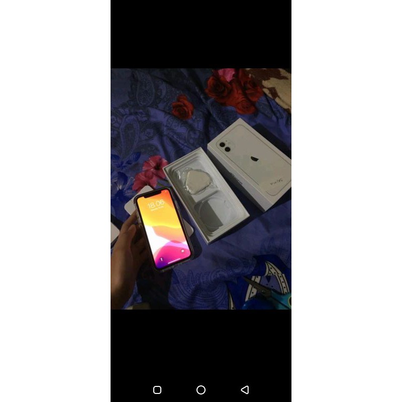 Iphone  11 128 gb second/bekas