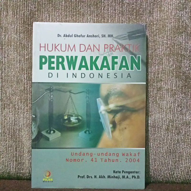 Jual Hukum Dan Praktik Perwakafan Di Indonesia. T4 Indonesia|Shopee ...