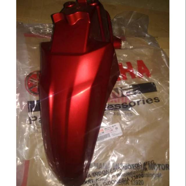 Spakbor depan Xeon rc Xeon karbu maron