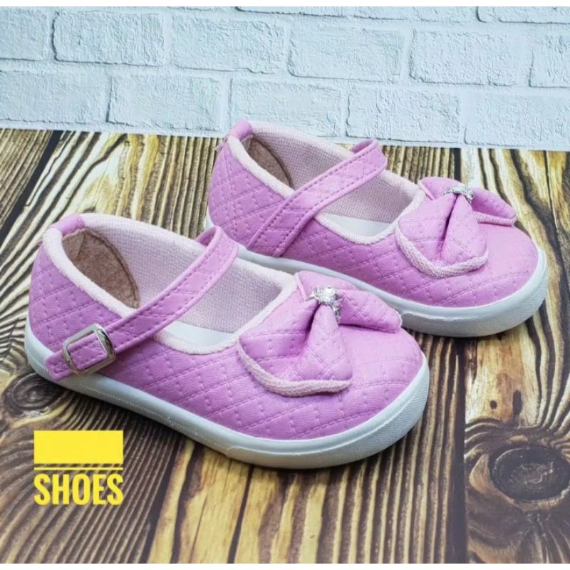 sepatu anak perempuan slip on pita lucu 22-25