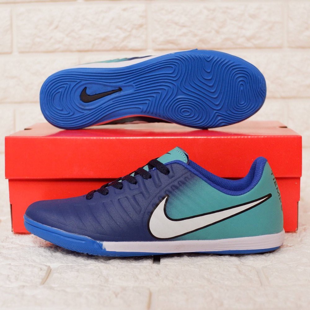 nike tiempo cyan