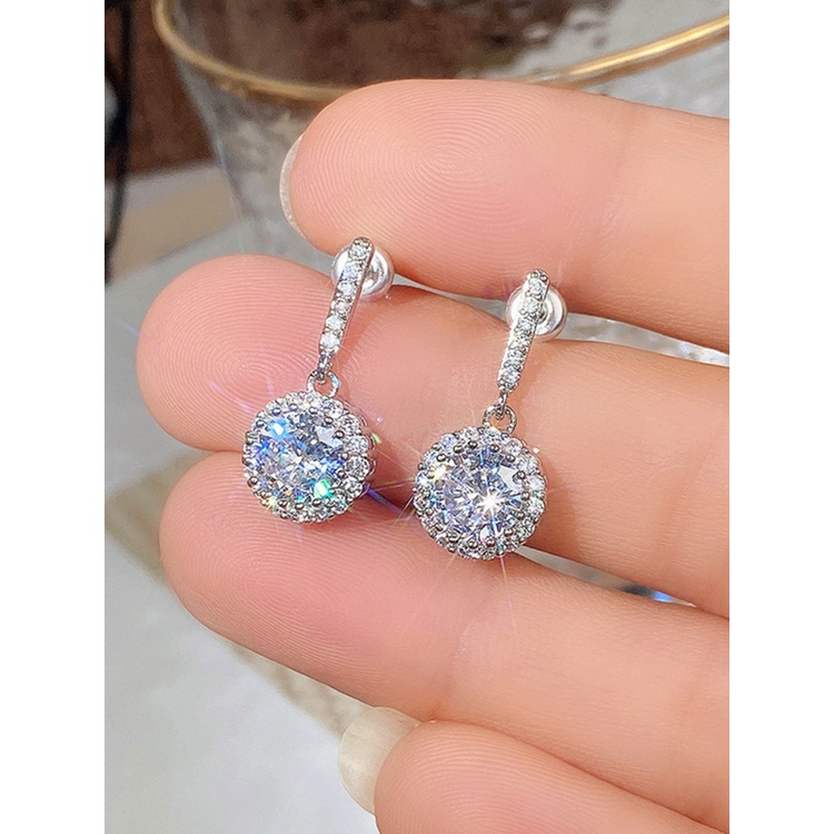 Anting Juntai Bentuk Bulat Kubik Zirkonia Warna Silver Gaya Klasik Untuk Wanita