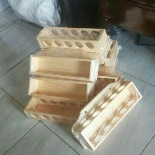 Tempat Telur / Rak Telur susun 2 bahan kayu Pinus