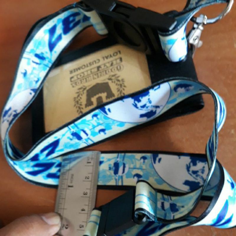 

tali lanyard 737 premium plus Id magnet
