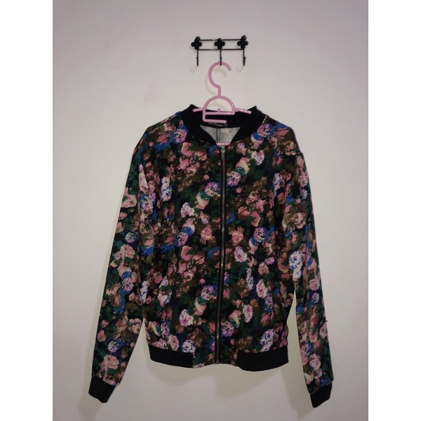Jaket Wanita Motif Bunga Merk Asos Preloved