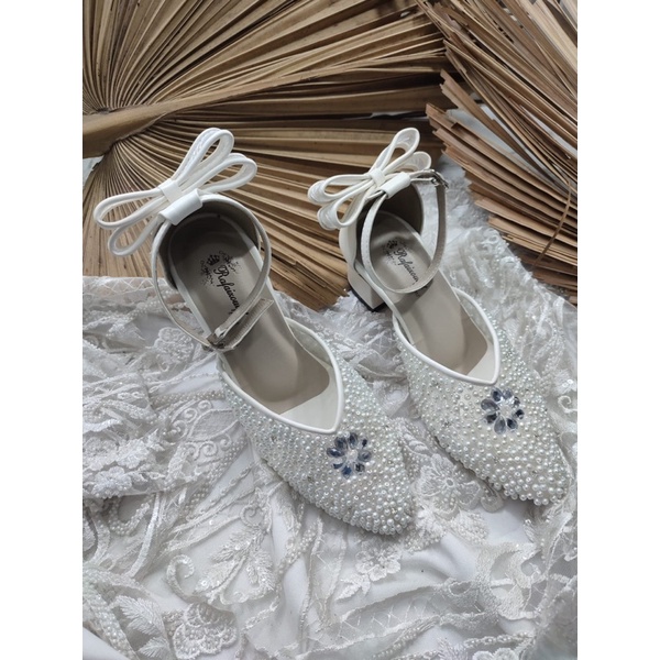 sepatu pengantin wanita pita broken white 5cm tahu