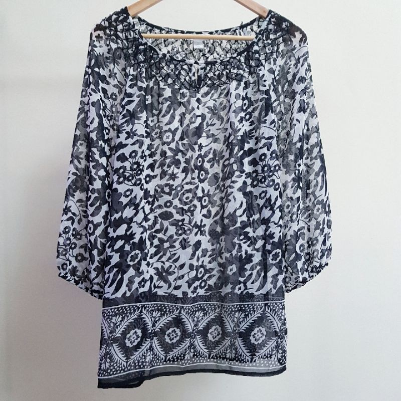 Charter Club Blus Wanita Motif Bunga Woman Blouse Floral Black White Size 8