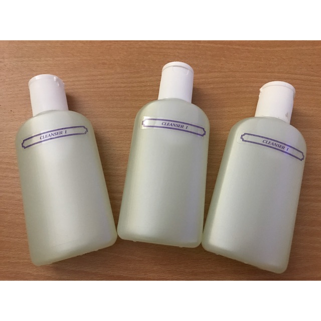 Cleanser I Dr. Kun Jayanata