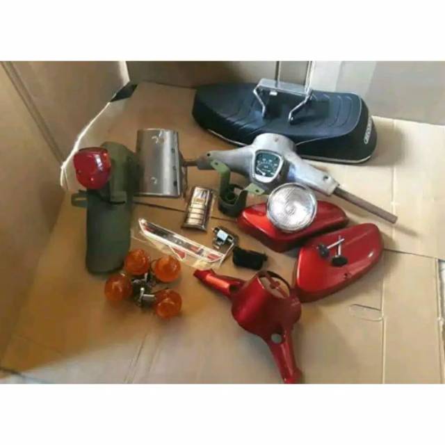 paket hemat c70 racing - kepala c70 - batok c70 - spakbor c70 - jok c70 - sein c70 - panel c70