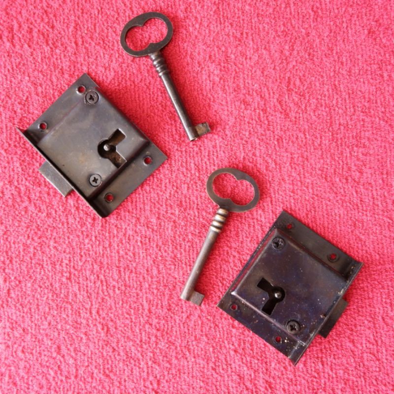 BODY KUNCI PENGAMAN LOKER LACI BUFET LEMARI ANTIK KLASIK KUNO JADUL JAMAN DULU DRAWER LOCK VINTAGE