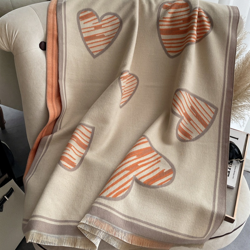 Syal &quot;Karenia&quot; 65 x 180 Motif &quot;Hati&quot; yang mewah, Bahan High Grade Cashmere Immitation