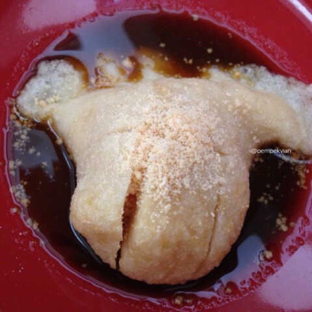 

Pempek Kapal Selam