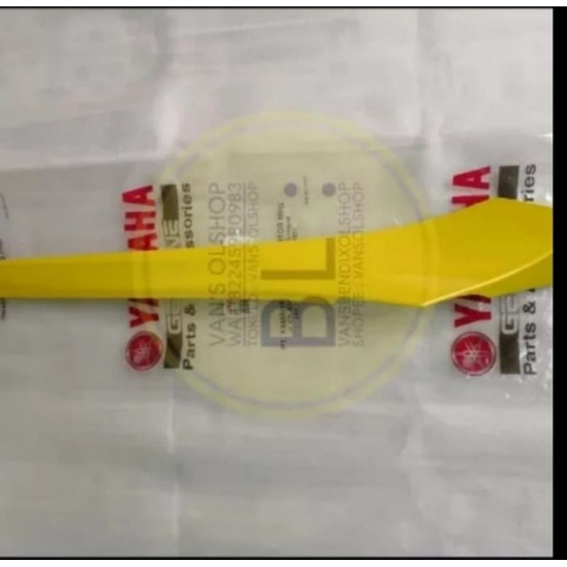 MOLE SIDE COVER DEK BAWAH XMAX X MAX SATUAN KANAN / KIRI B74 KUNING