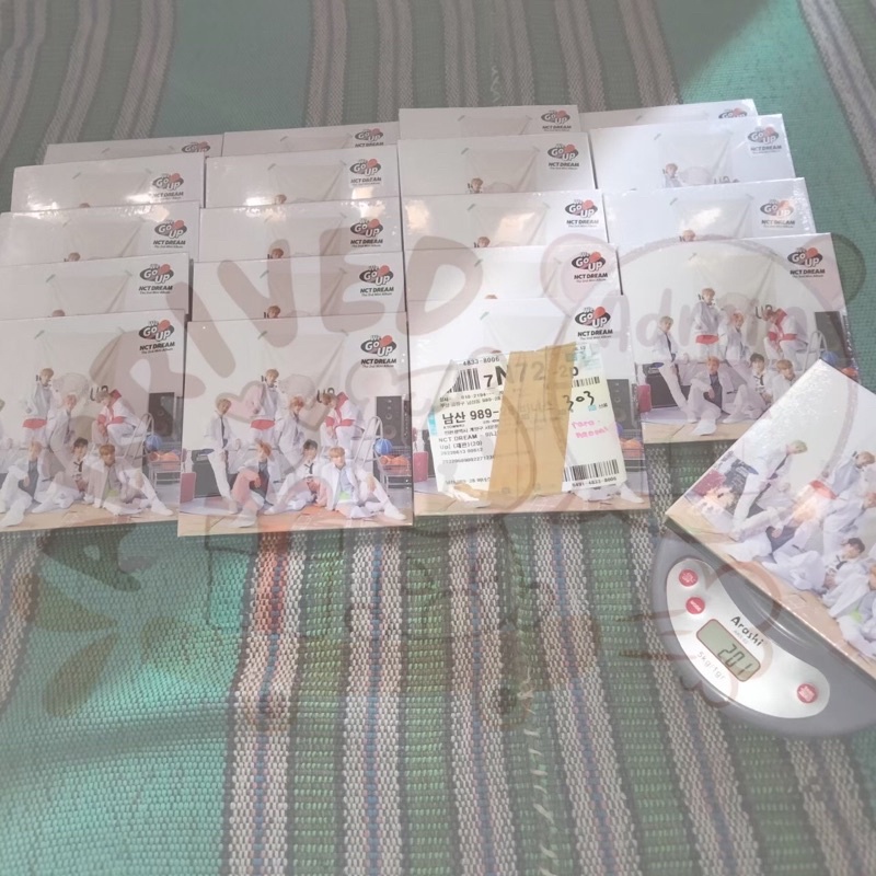 

ALBUM WE GO UP NCT DREAM